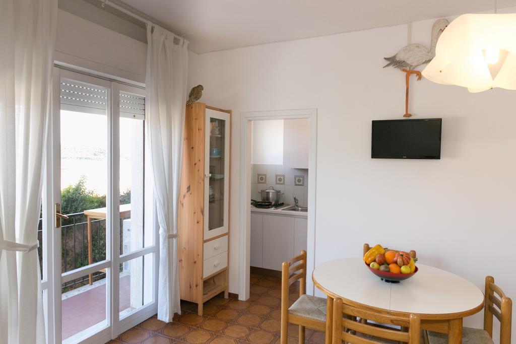 Talamone Apartment Habitación foto