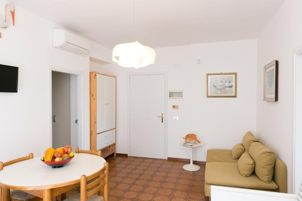 Talamone Apartment Habitación foto